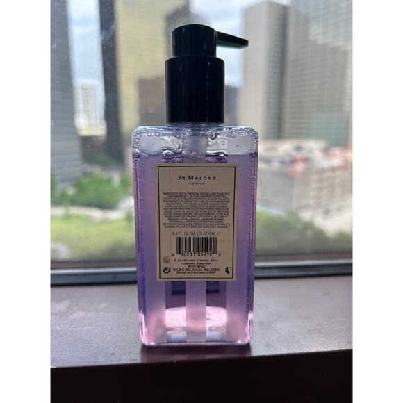 Jo Malone Red Roses body and hand soap - Picture 2 of 2